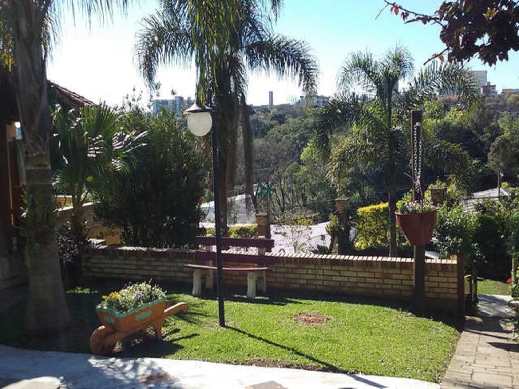 Casa Das Palmeiras + Quiosque Bento Goncalves Luaran gambar